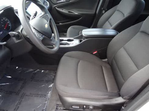 Used 2023 Chevrolet Malibu LT image 6