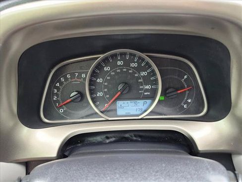 Used 2015 Toyota RAV4 XLE FWD image 11