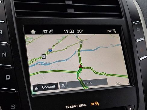 Used 2019 Lincoln MKC Reserve w/ MKC Climate Package image 3