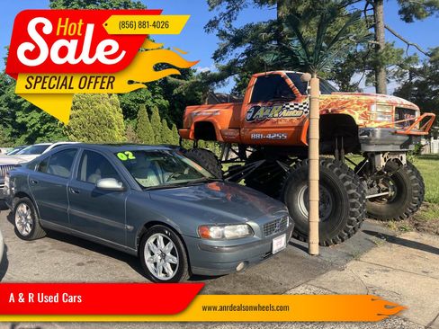Used 2002 Volvo S60 2.4T AWD/4WD image 1