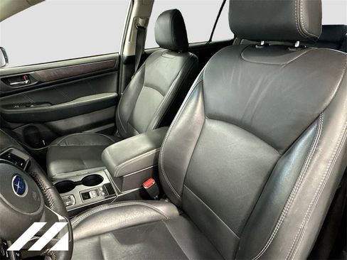 Used 2019 Subaru Outback 2.5i Limited w/ Popular Package #2 image 23