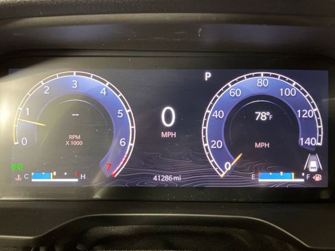 Used 2023 Jeep Grand Cherokee L Limited w/ Black Appearance Package image 19