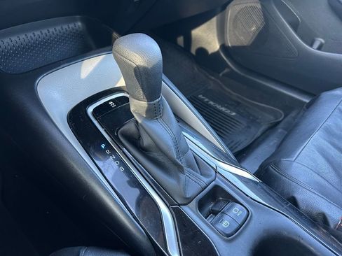 Used 2020 Toyota Corolla LE FWD image 26