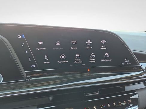 Certified 2024 Cadillac Escalade Sport w/ Touring Package AWD/4WD image 25