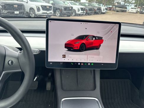 Used 2023 Tesla Model Y Long Range AWD/4WD image 13