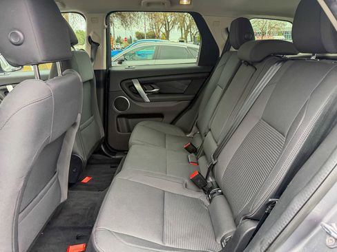Used 2020 Land Rover Discovery Sport image 23