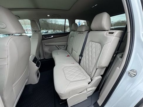 New 2026 Volkswagen Atlas SEL Premium R-Line AWD/4WD image 11