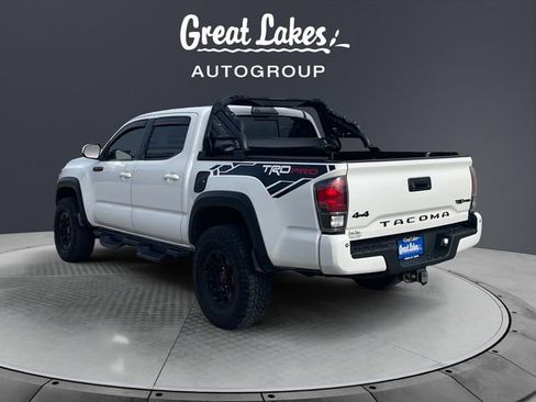 Used 2017 Toyota Tacoma TRD Pro image 3