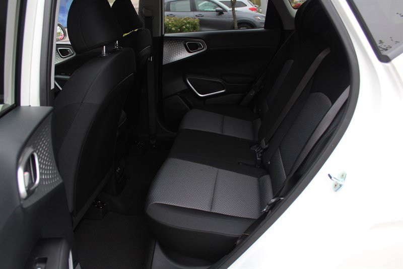 Used 2023 Kia Soul S FWD image 21