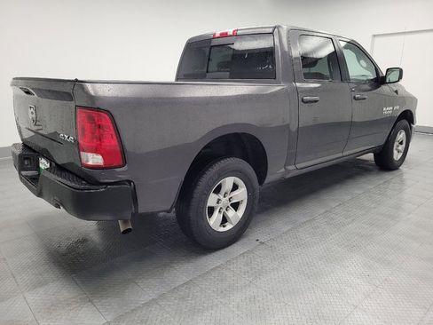Used 2020 RAM 1500 Classic SLT w/ Luxury Group image 9