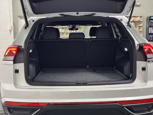 New 2026 Volkswagen Atlas Cross Sport SE AWD/4WD image 55