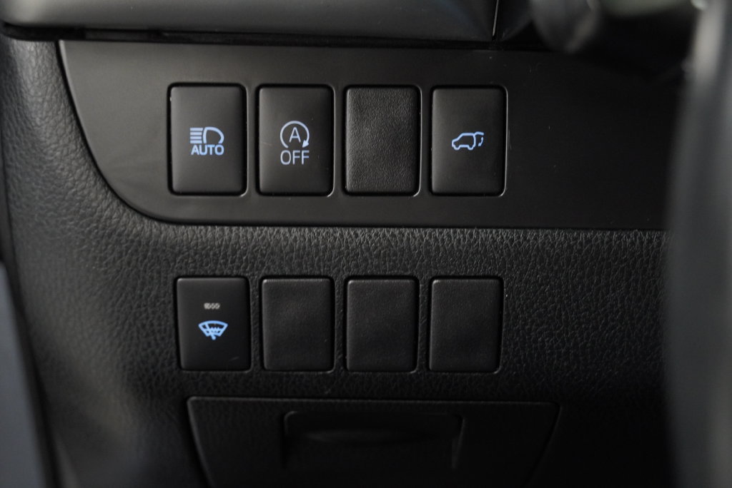 Used 2019 Toyota Highlander XLE AWD/4WD image 33