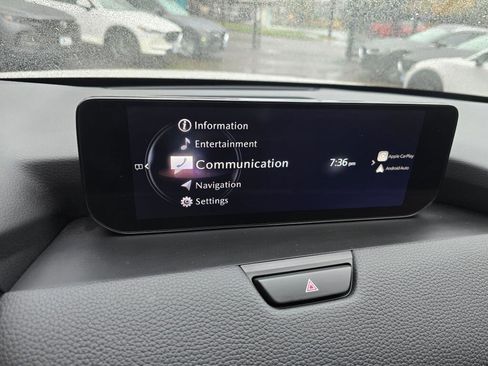 Certified 2024 MAZDA CX-90 Plug-In Hybrid w/ Preferred image 32