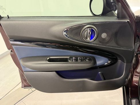 Used 2019 MINI Cooper Clubman S w/ Driver Assistance Package image 18