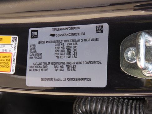 Used 2022 Chevrolet Tahoe Premier AWD/4WD image 32