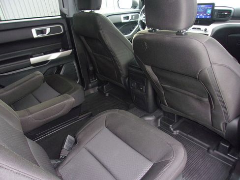 Used 2023 Ford Explorer XLT w/ Class IV Trailer Tow Package image 15