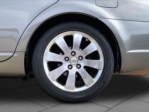 Used 2007 Toyota Avalon XLS FWD image 10