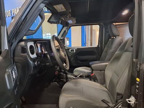 Used 2024 Jeep Wrangler Sport AWD/4WD image 15