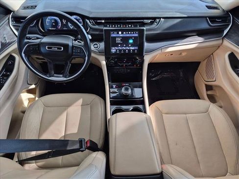 Used 2021 Jeep Grand Cherokee L Limited AWD/4WD image 17