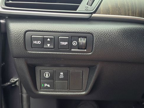 Used 2018 Honda Accord Touring image 36