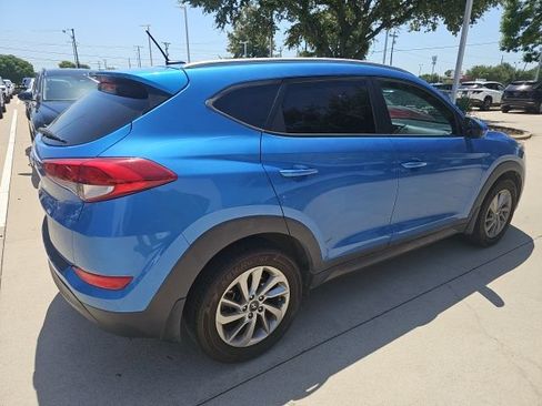 Used 2016 Hyundai Tucson SE w/ Option Group 02 FWD image 4