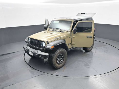 Used 2025 Jeep Wrangler Sport image 54