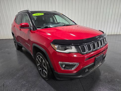 Used 2018 Jeep Compass Limited w/ Navigation Group AWD/4WD image 2