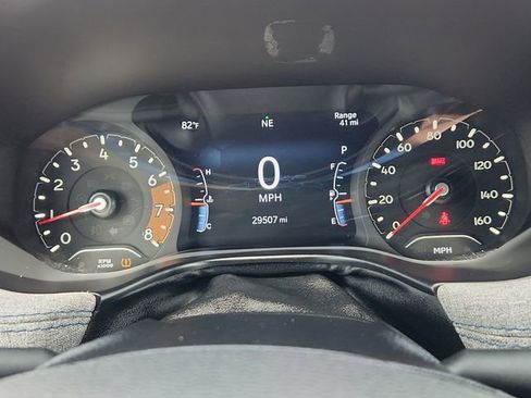 Used 2022 Jeep Compass Latitude FWD image 37