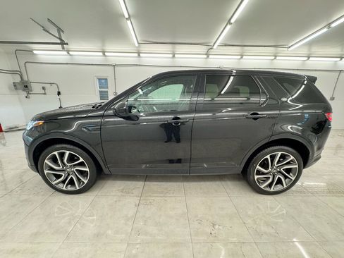 Used 2023 Land Rover Discovery Sport SE AWD/4WD image 10