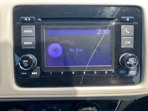 Used 2022 Honda HR-V LX image 20