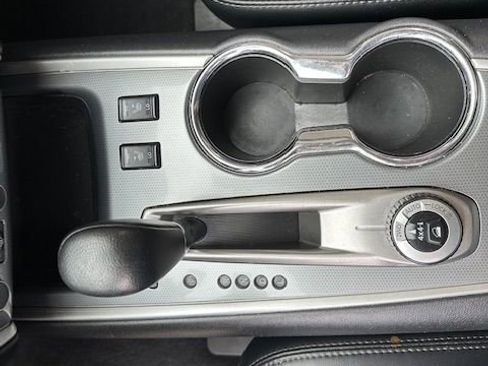 Used 2020 Nissan Pathfinder SL image 28