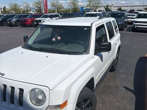 Used 2016 Jeep Patriot Sport w/ Power Value Group FWD image 1
