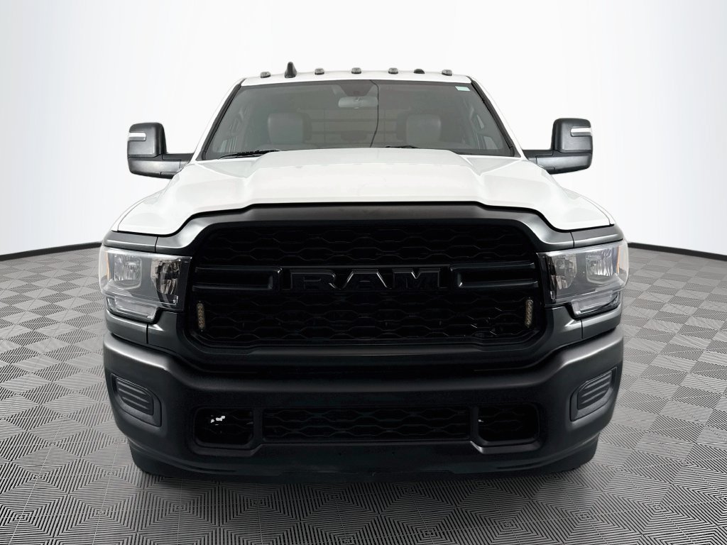 Used 2024 RAM 3500 Tradesman AWD/4WD image 2