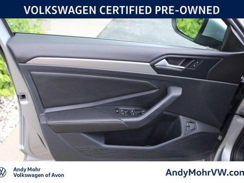 Used 2024 Volkswagen Jetta S FWD image 17