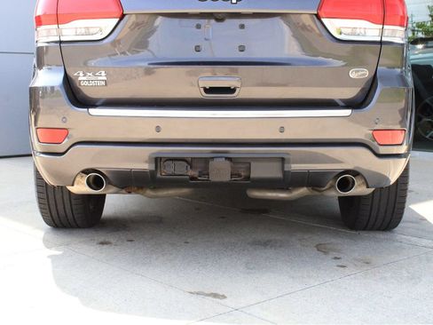 Used 2021 Jeep Grand Cherokee Overland AWD/4WD image 35