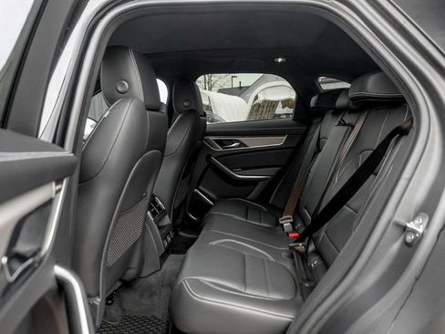 New 2026 Jaguar F-PACE R-Dynamic S image 16