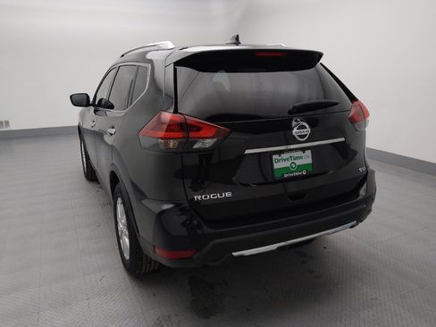 Used 2020 Nissan Rogue SV image 6