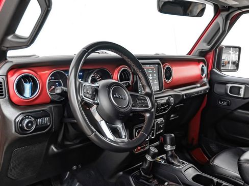 Used 2019 Jeep Wrangler Unlimited Rubicon AWD/4WD image 3