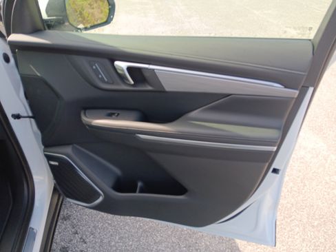 New 2026 Buick Enclave Preferred image 14