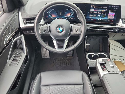 Used 2025 BMW X1 xDrive28i image 11