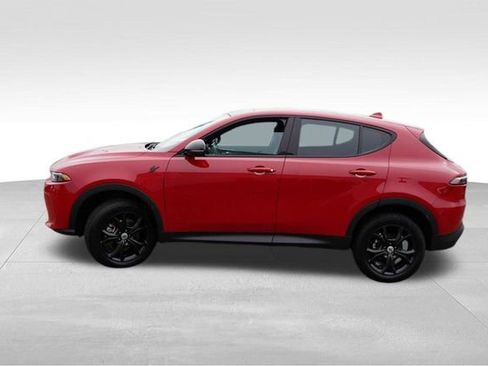 Certified 2023 Dodge Hornet GT Plus w/ GT Blacktop Package image 9