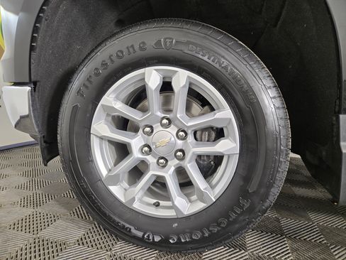 Used 2022 Chevrolet Silverado 1500 LT image 32