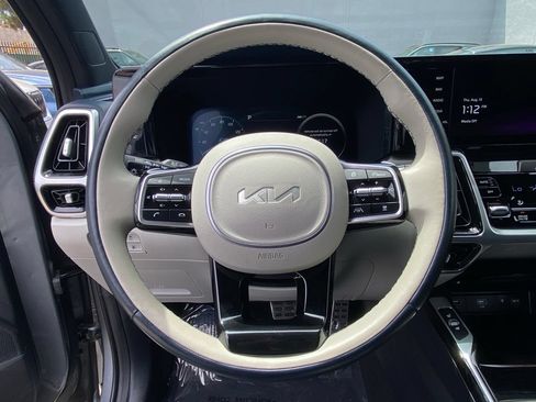 Used 2023 Kia Sorento SX Prestige AWD/4WD image 15