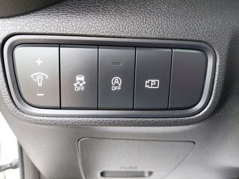 Certified 2025 Kia Soul GT-Line FWD image 19