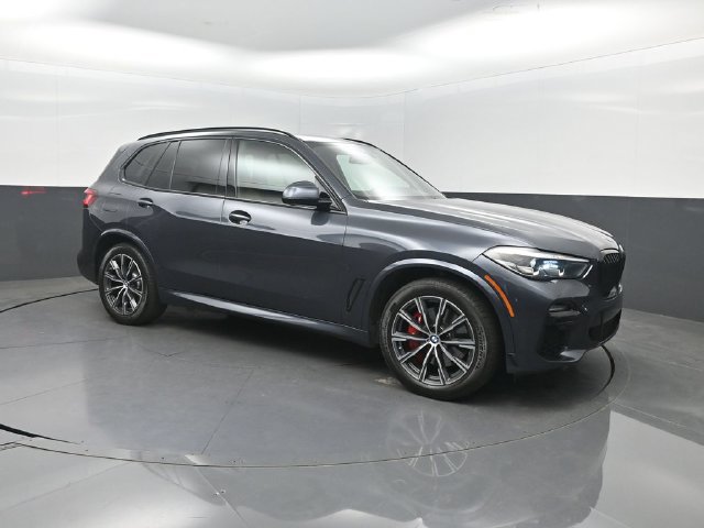 Used 2021 BMW X5 xDrive40i w/ M Sport Package AWD/4WD image 37