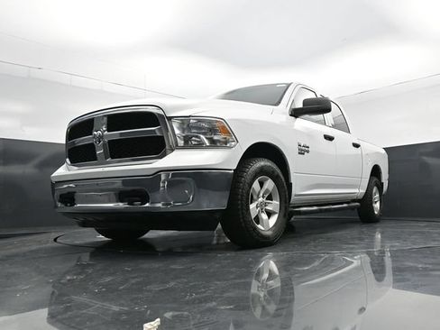 Used 2022 RAM 1500 Classic SLT AWD/4WD image 51