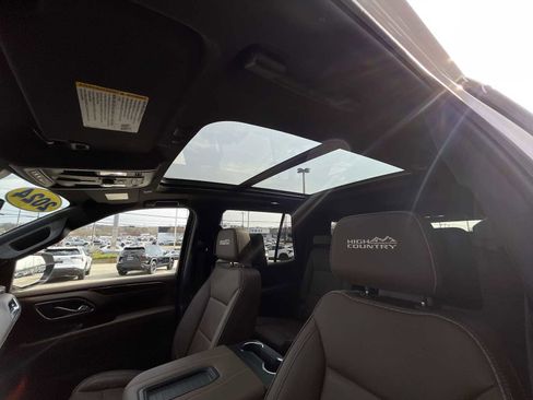 Certified 2024 Chevrolet Tahoe High Country w/ Premium Package 2 image 18