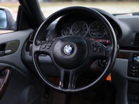 Used 2004 BMW 330Ci Convertible image 24