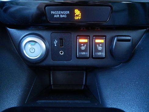 Used 2018 Nissan Leaf SL w/ SL Technology Package image 25