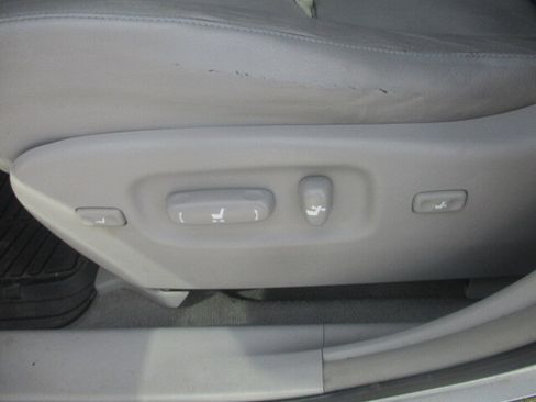 Used 2009 Toyota Highlander Limited image 28
